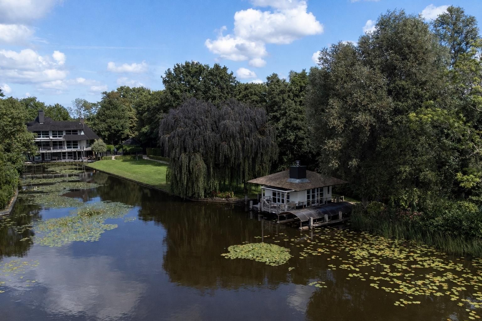 Nieuw-Loosdrechtsedijk 223 