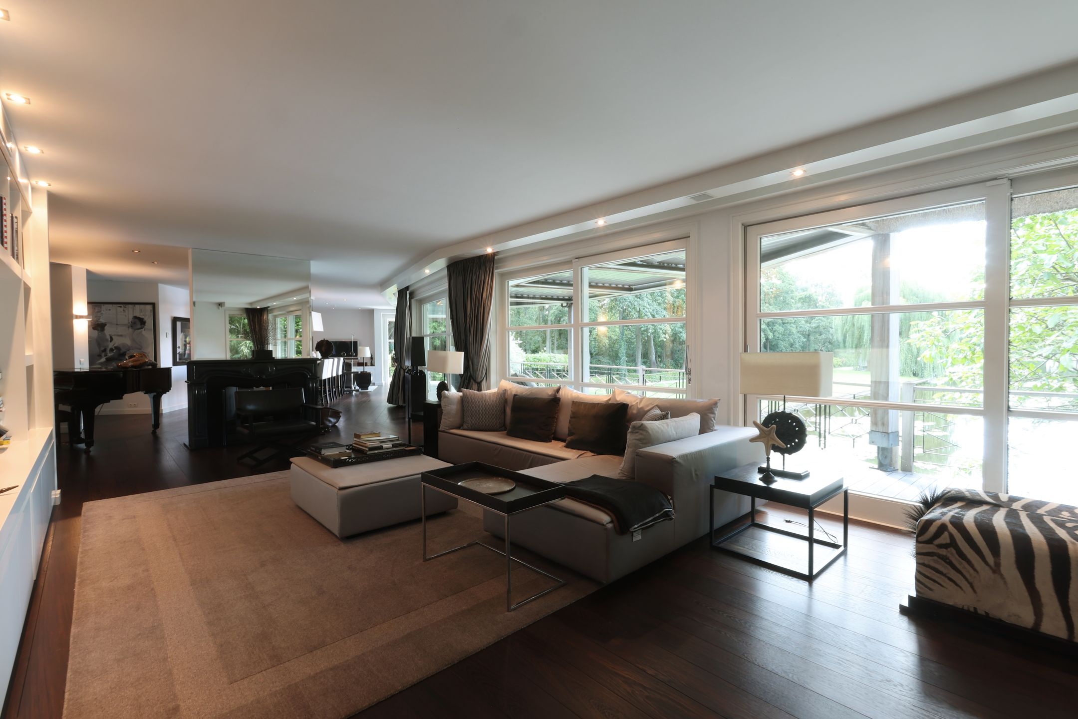 Foto 21 van Nieuw-Loosdrechtsedijk 223