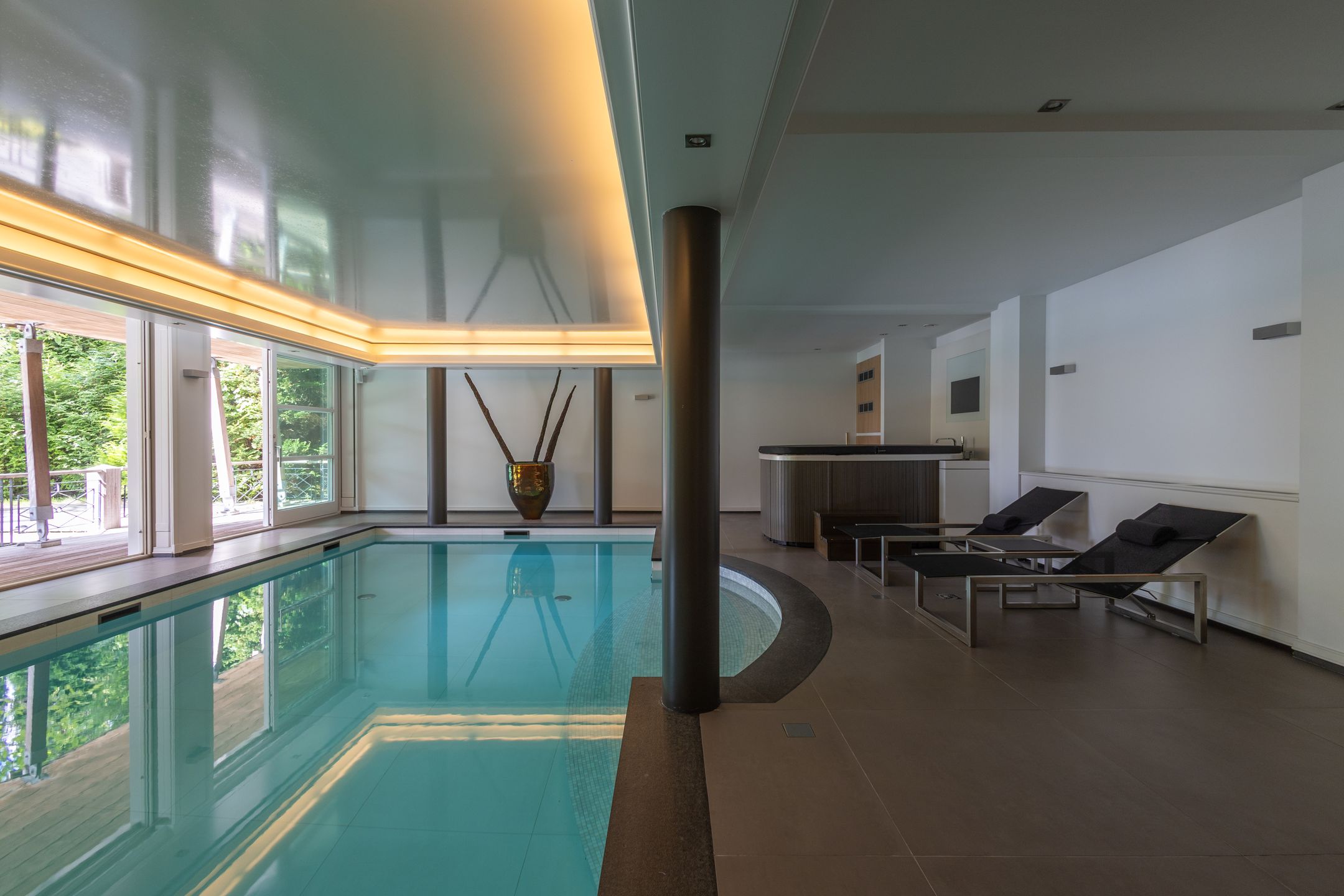 Foto 45 van Nieuw-Loosdrechtsedijk 223