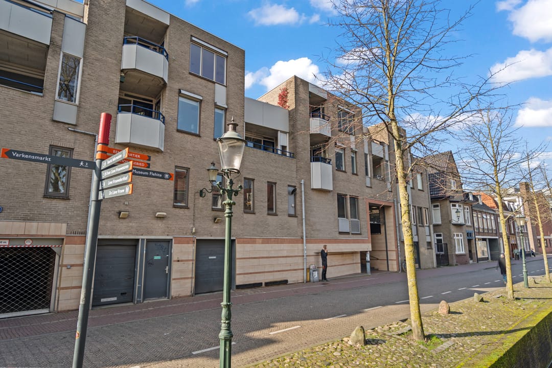 Photo 1 of Westsingel 16-K