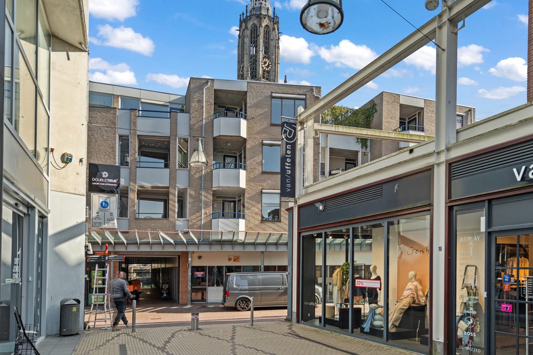 Photo 43 of Westsingel 16-K