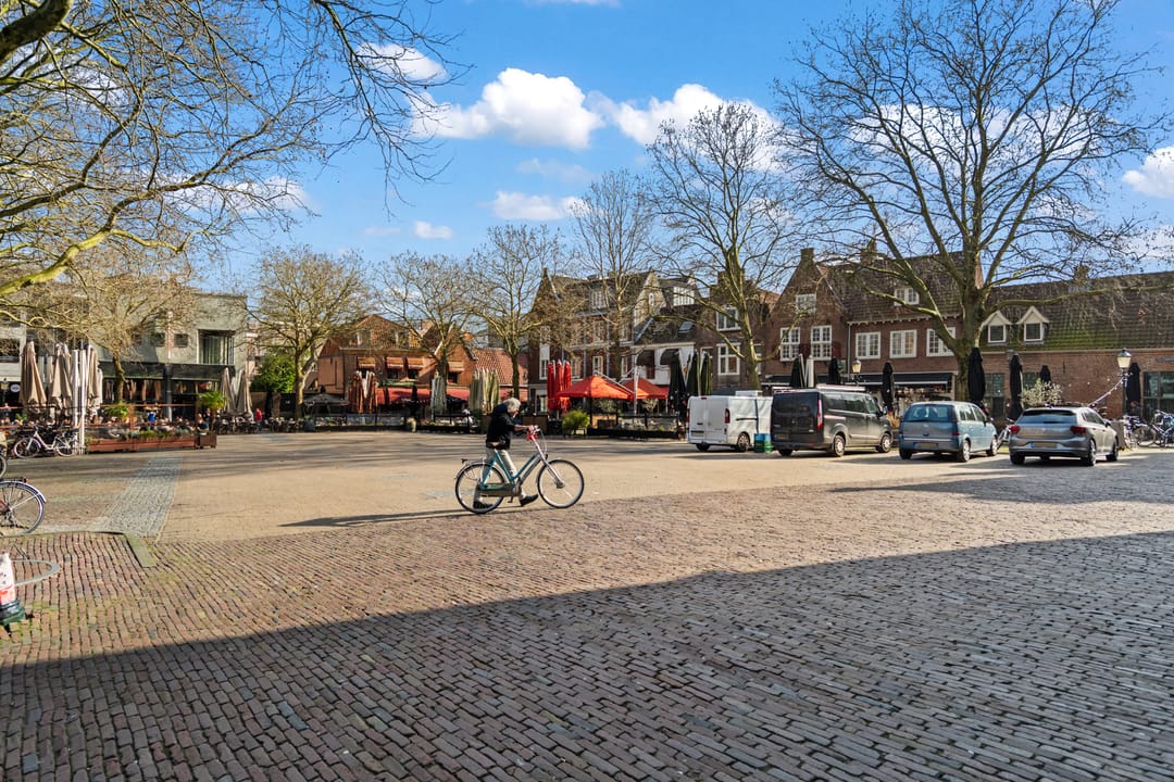 Photo 47 of Westsingel 16-K