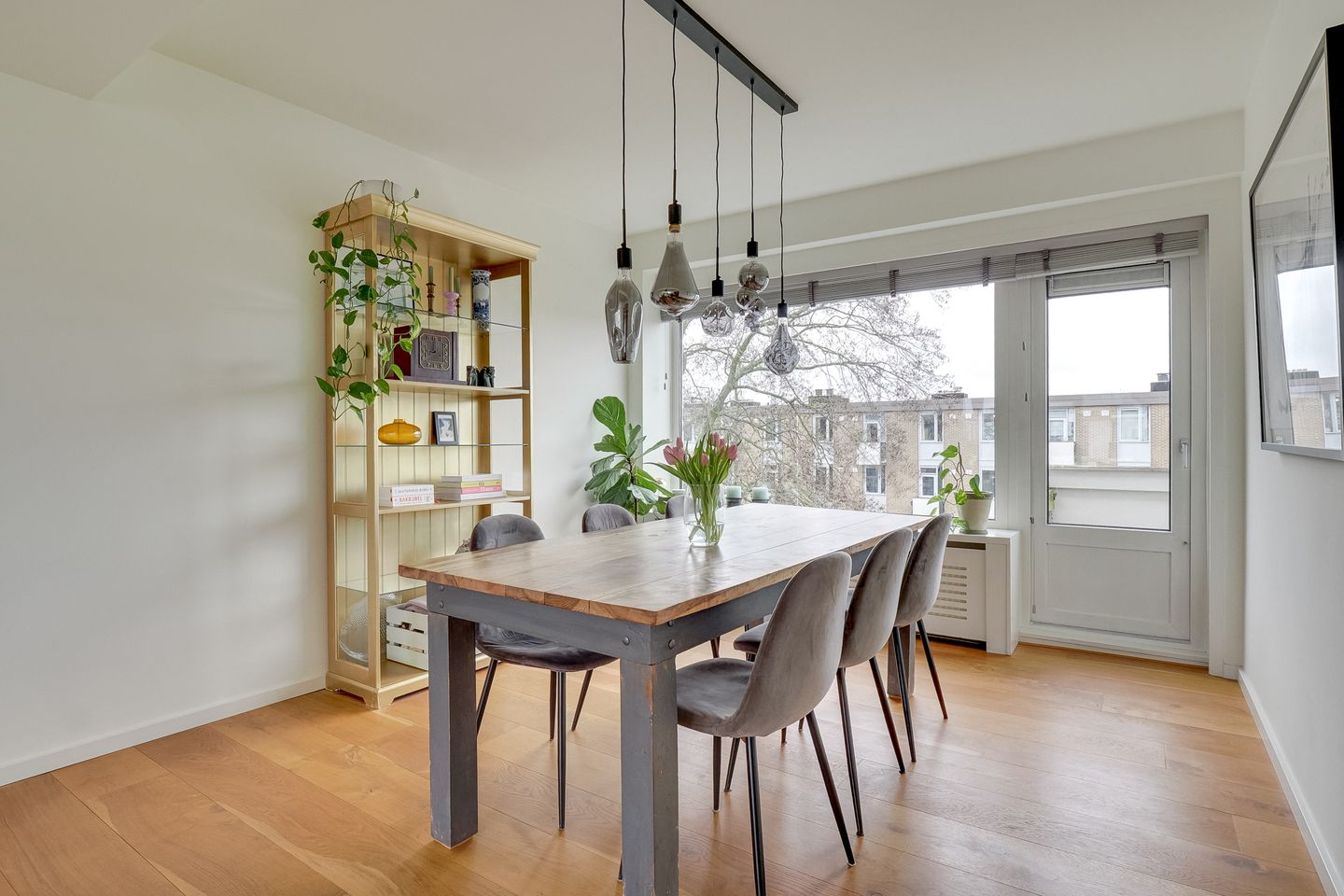 Foto 19 van Adenauerlaan 127