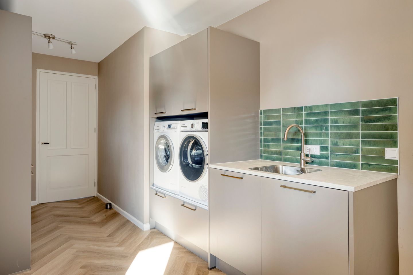 Photo 25 of Klaphekstraat 25-B