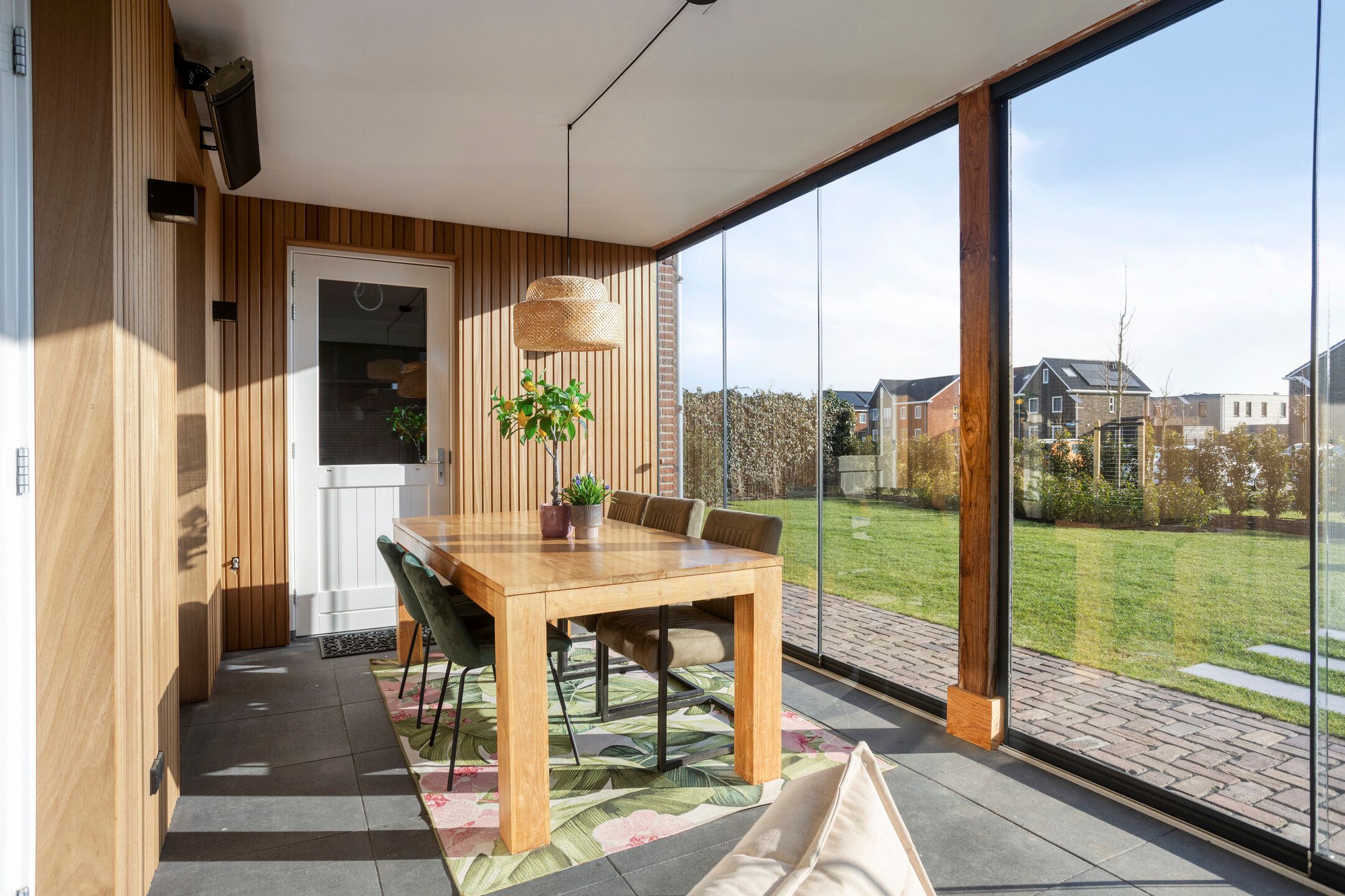 Photo 33 of Klaphekstraat 25-B