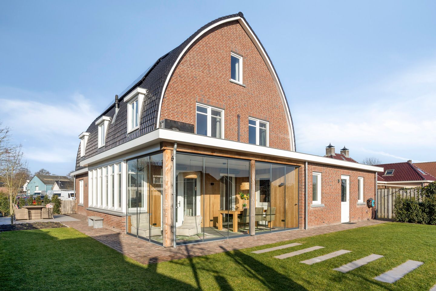 Photo 35 of Klaphekstraat 25-B