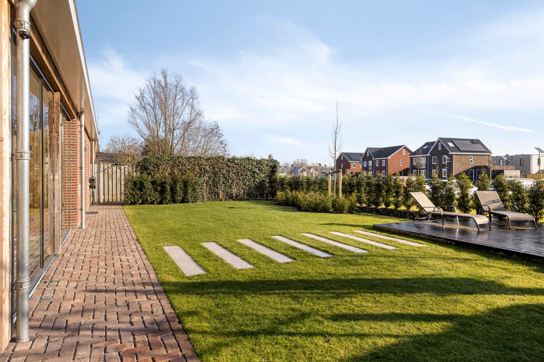 Photo 37 of Klaphekstraat 25-B