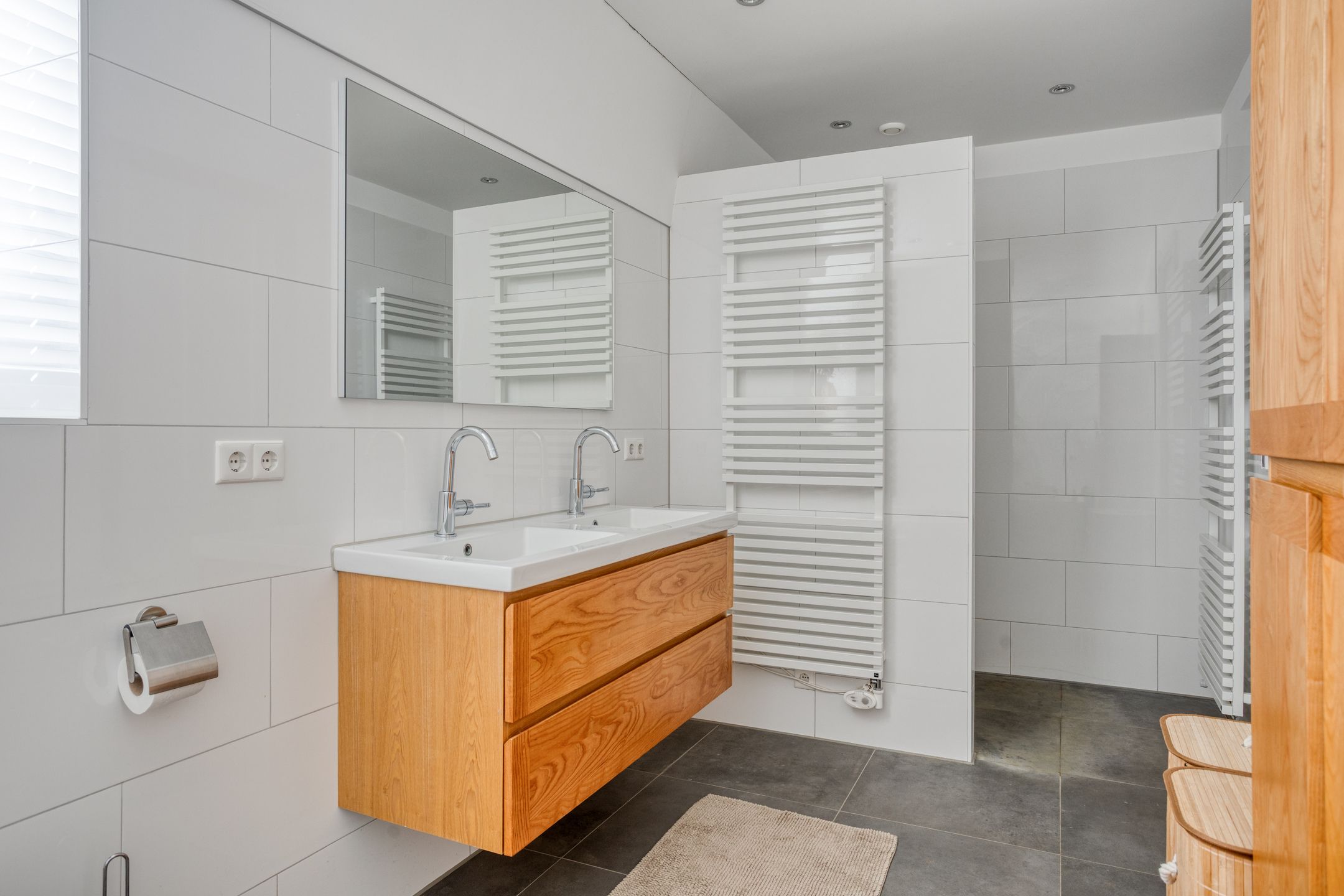 Photo 54 of Klaphekstraat 25-B