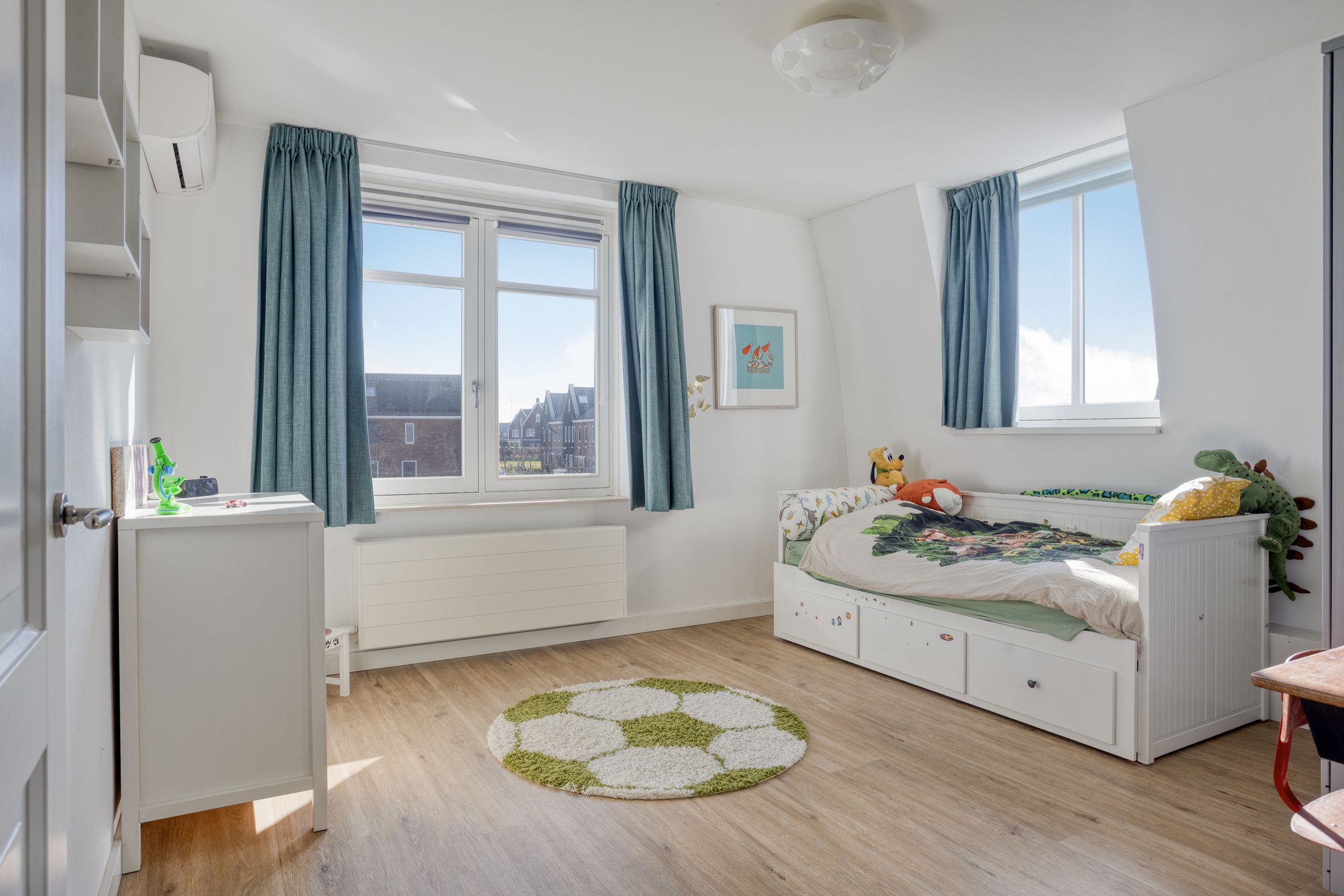 Photo 57 of Klaphekstraat 25-B