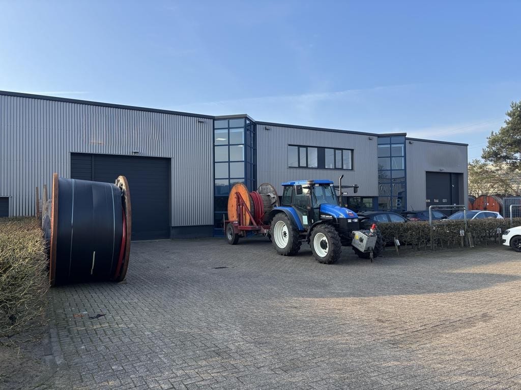 View photo 3 of Max Planckstraat 8 & 8A