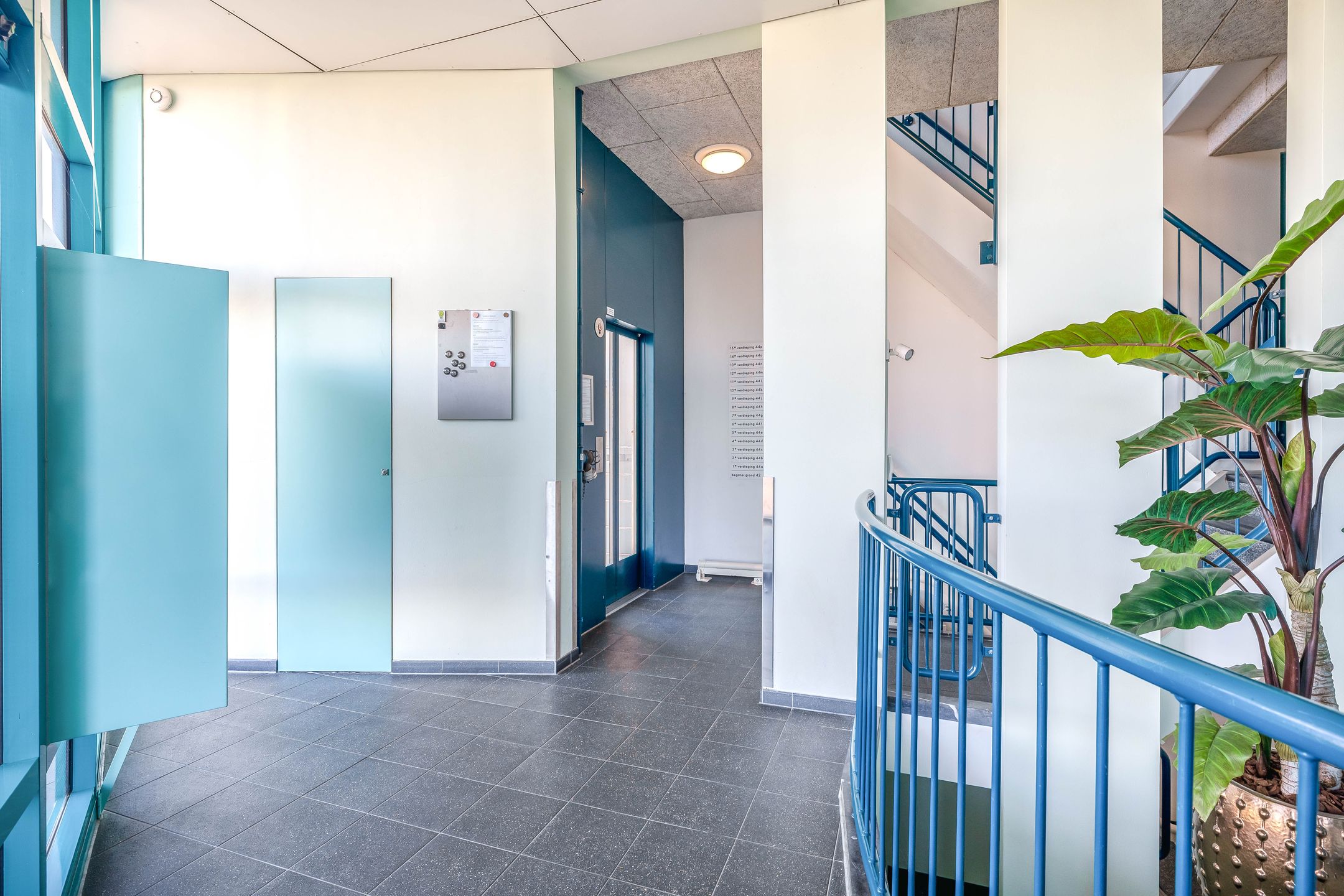 Foto 9 van Maasboulevard 44-L