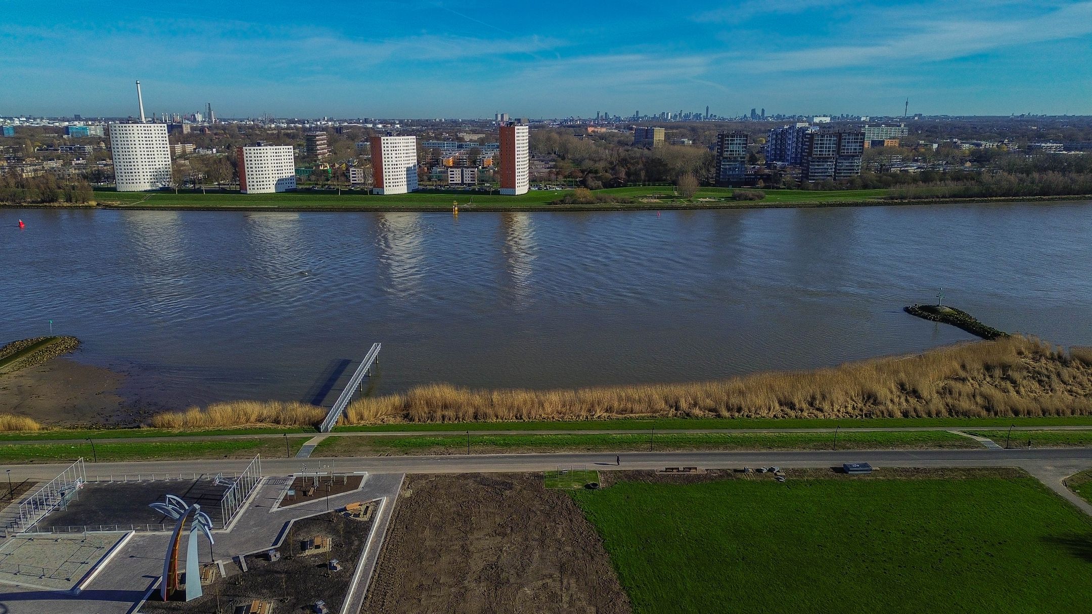 Foto 45 van Maasboulevard 44-L