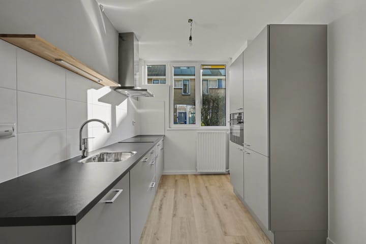 Photo 2 of Marshallstraat 54