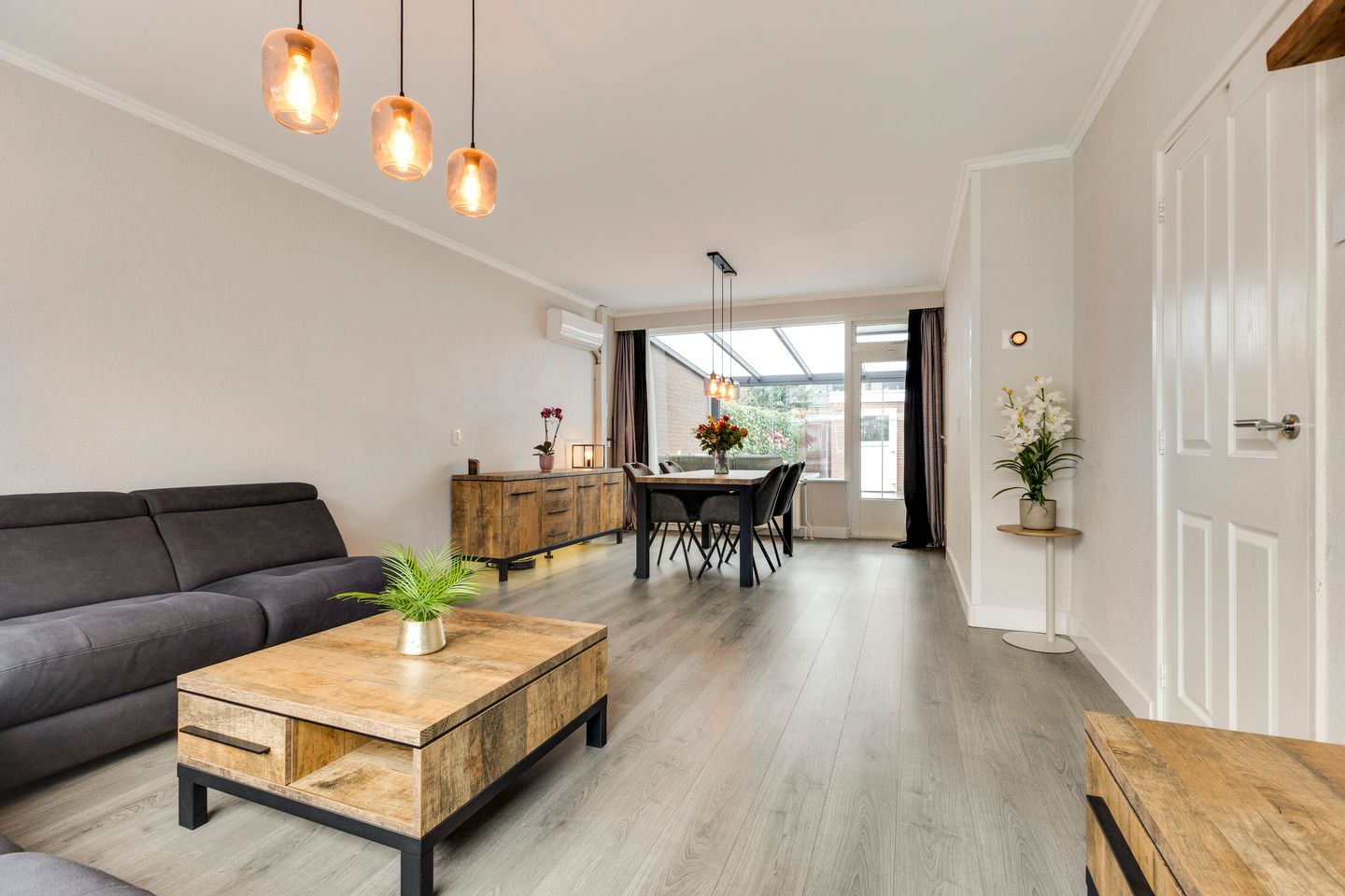 Foto 10 van Magelhaesstraat 5