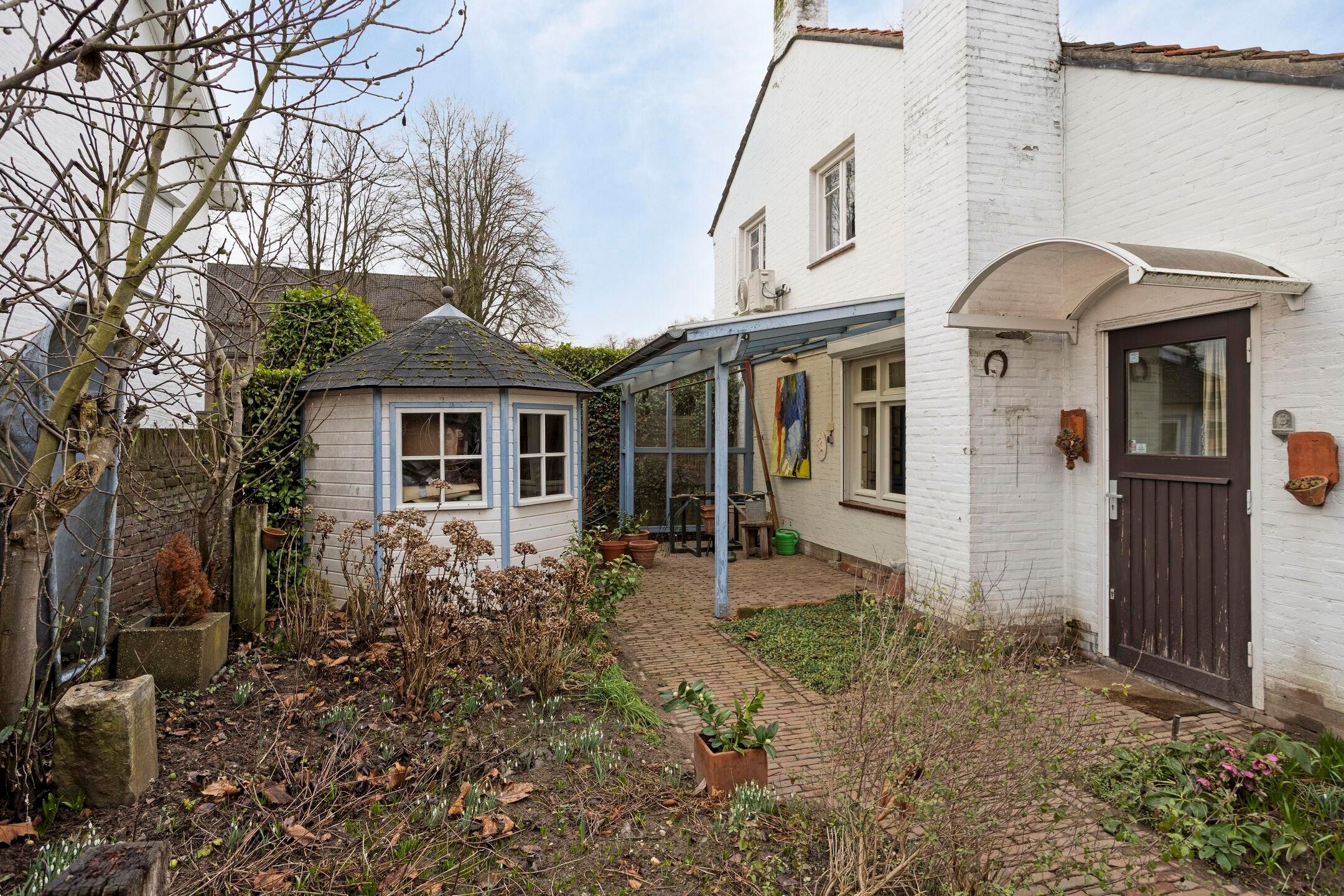 Foto 24 van Bernhardstraat 4