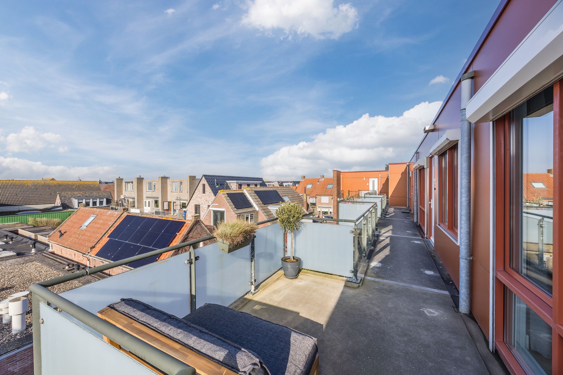 Foto 9 van Wethouder F.E. Meerburg sr. kade 64