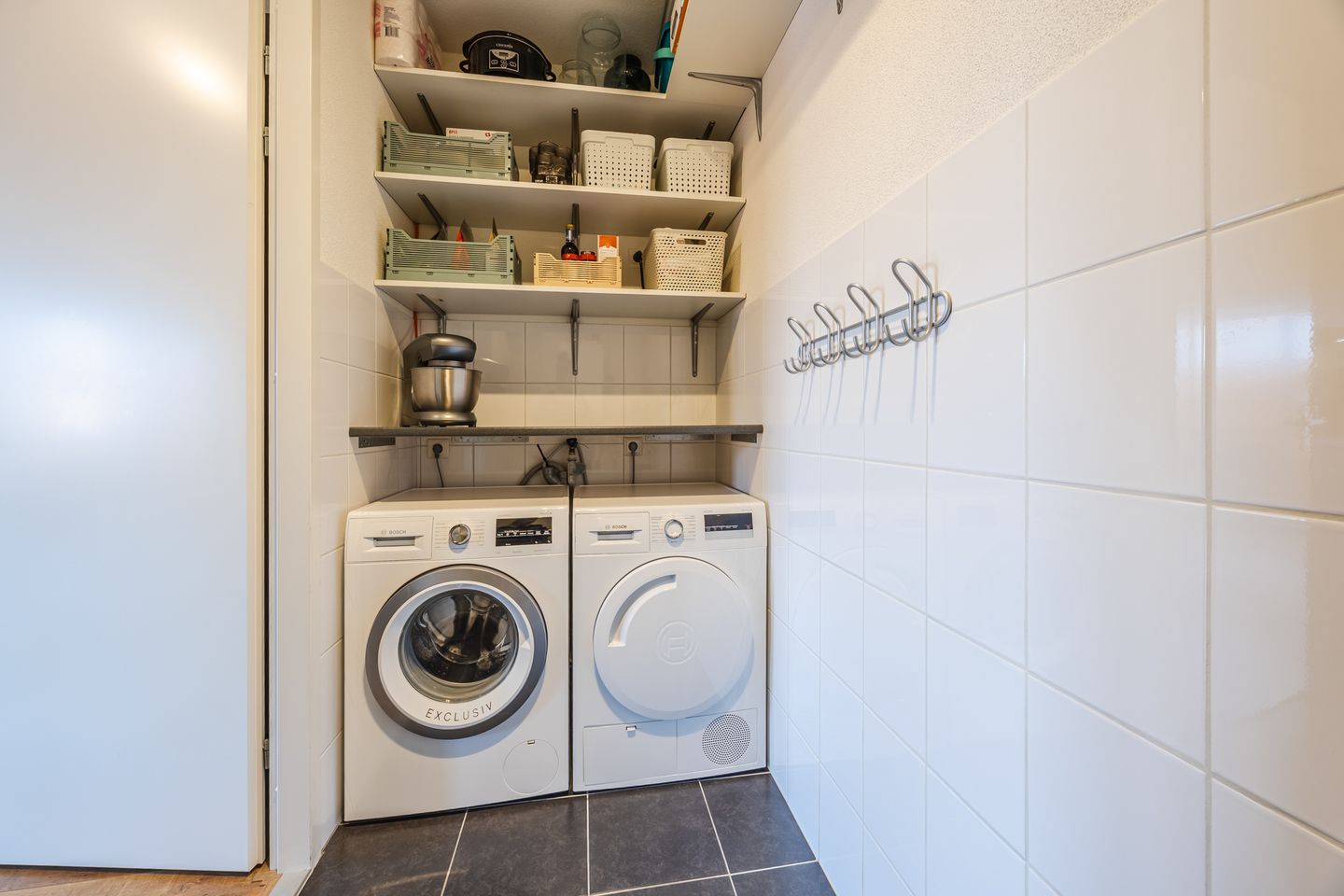 Foto 25 van Wethouder F.E. Meerburg sr. kade 64