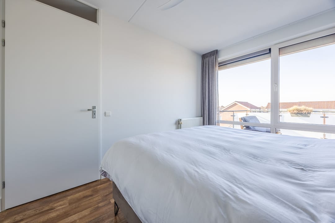 Foto 28 van Wethouder F.E. Meerburg sr. kade 64