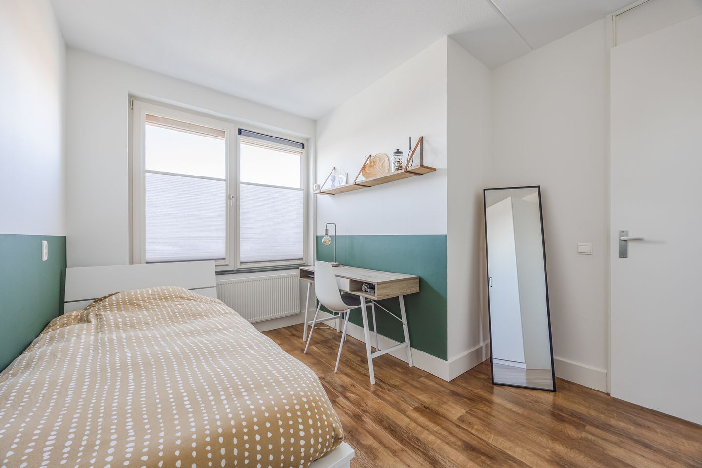 Foto 34 van Wethouder F.E. Meerburg sr. kade 64