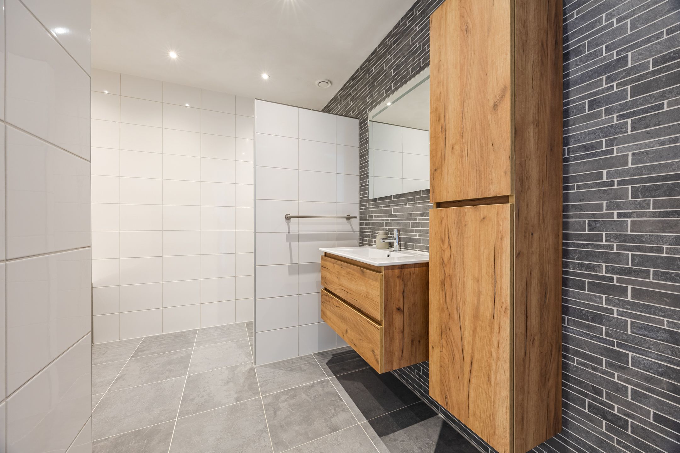 Foto 36 van Wethouder F.E. Meerburg sr. kade 64