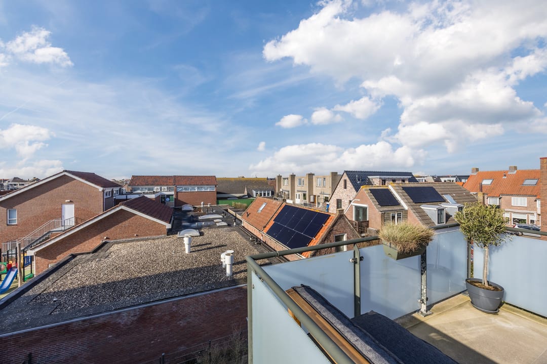 Foto 41 van Wethouder F.E. Meerburg sr. kade 64