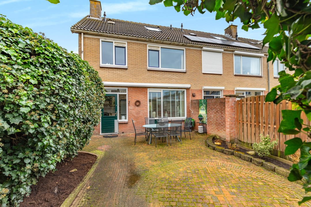 Foto 13 van Esdoornlaan 68