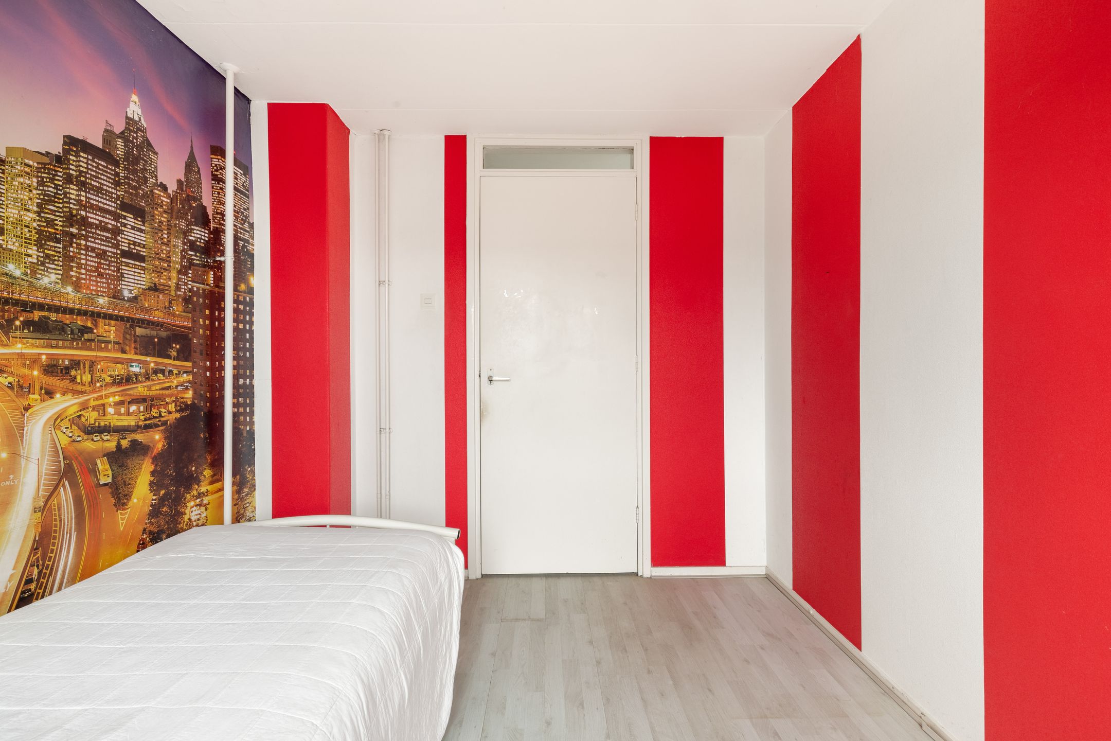 Foto 21 van Esdoornlaan 68