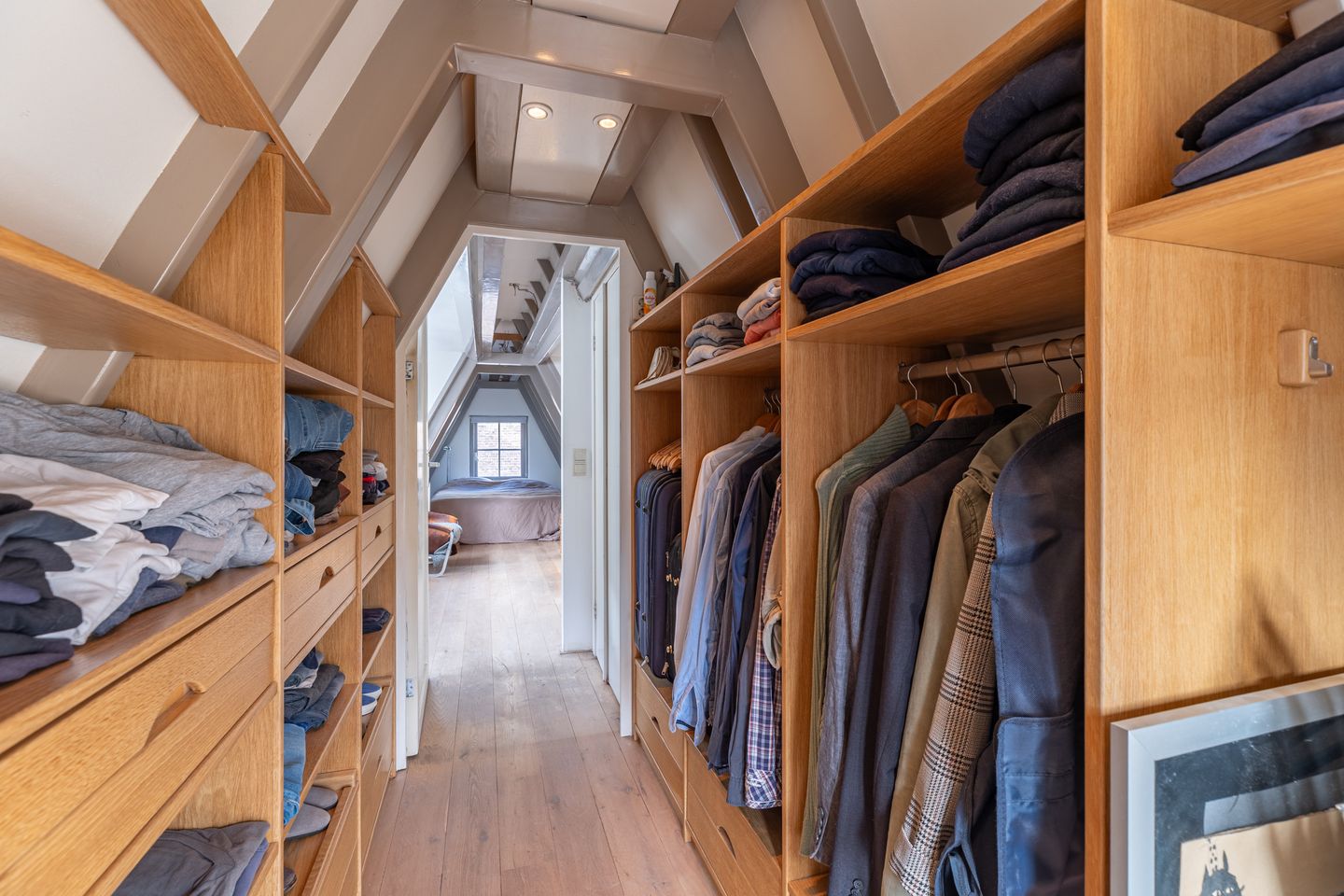 Photo 50 of Spuistraat 40-A