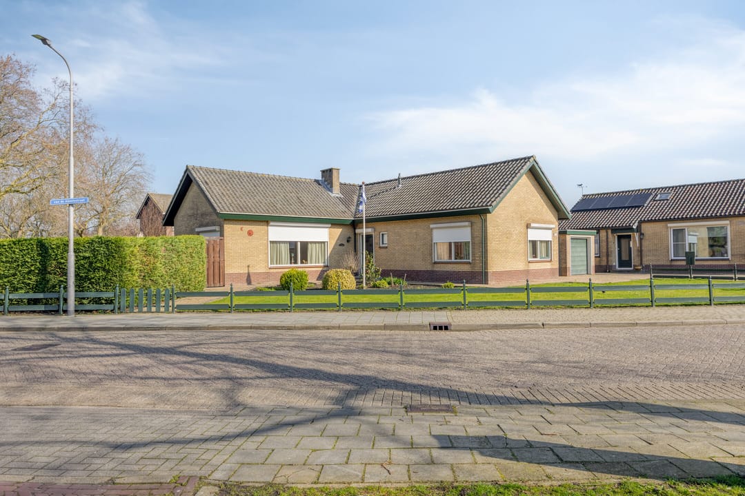 Foto 1 van van den Abeelestraat 33