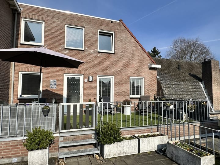 Foto 2 van Tuinpad 2