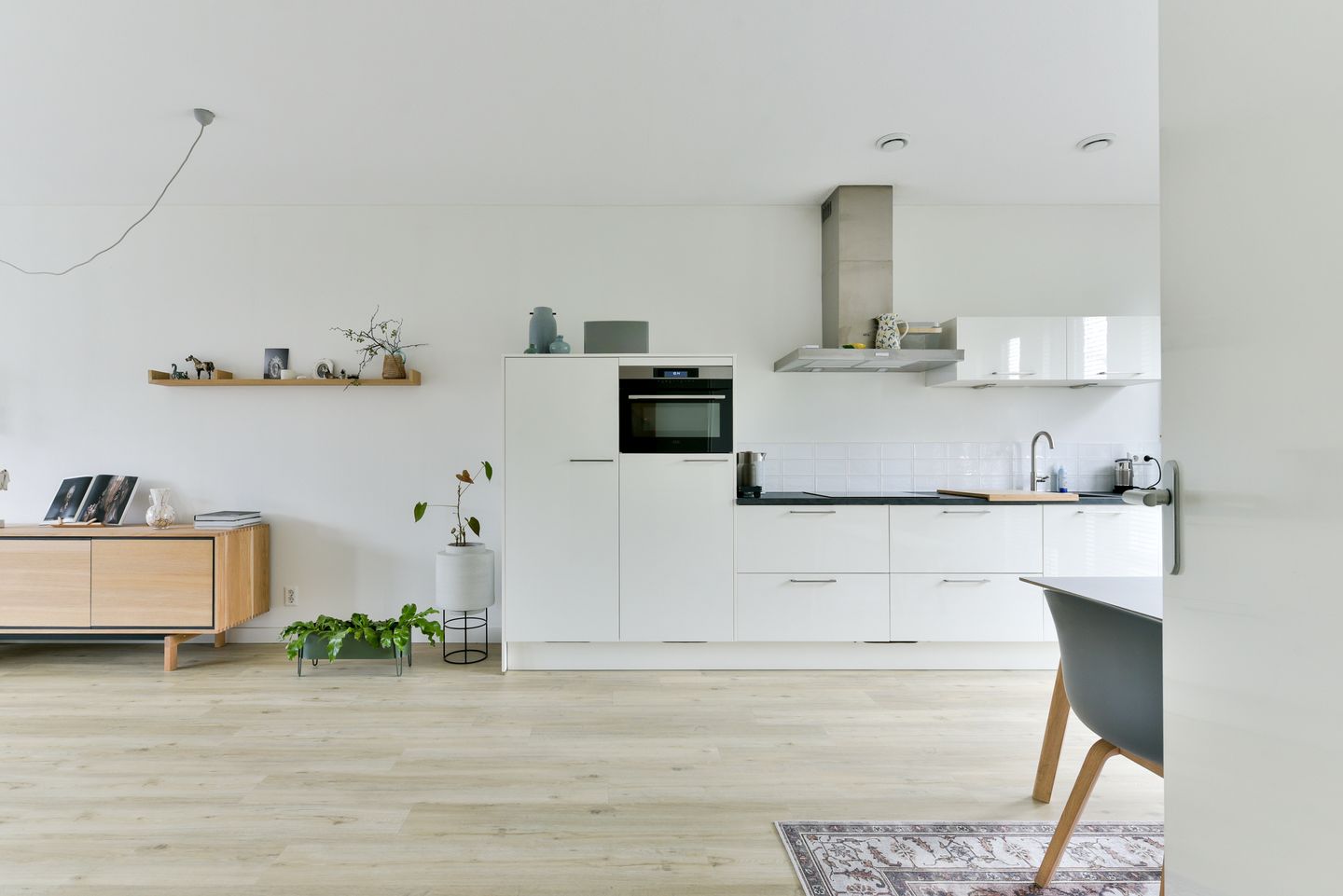 Photo 14 of Roodborsthaag 10