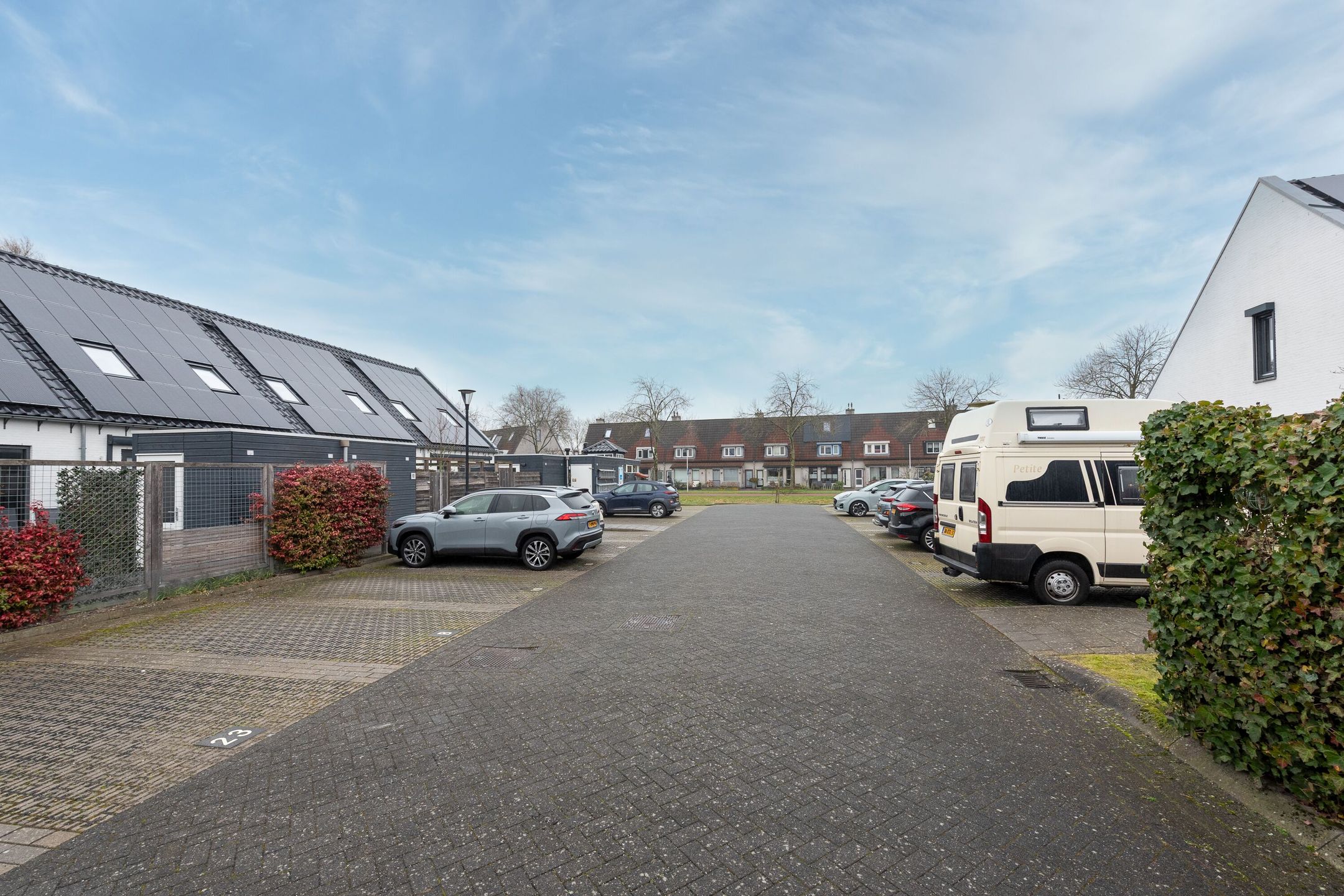 Photo 36 of Roodborsthaag 10