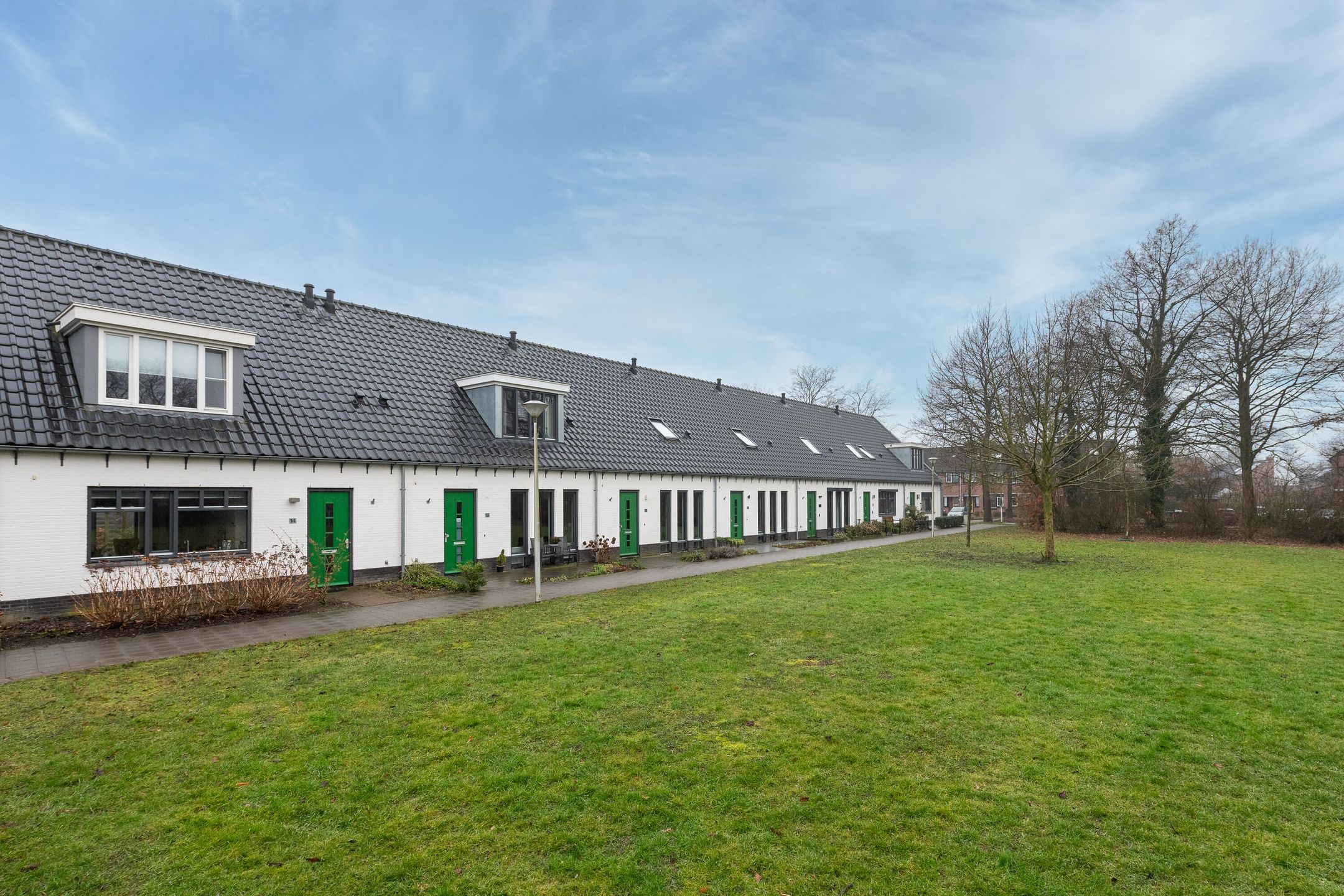 Photo 39 of Roodborsthaag 10