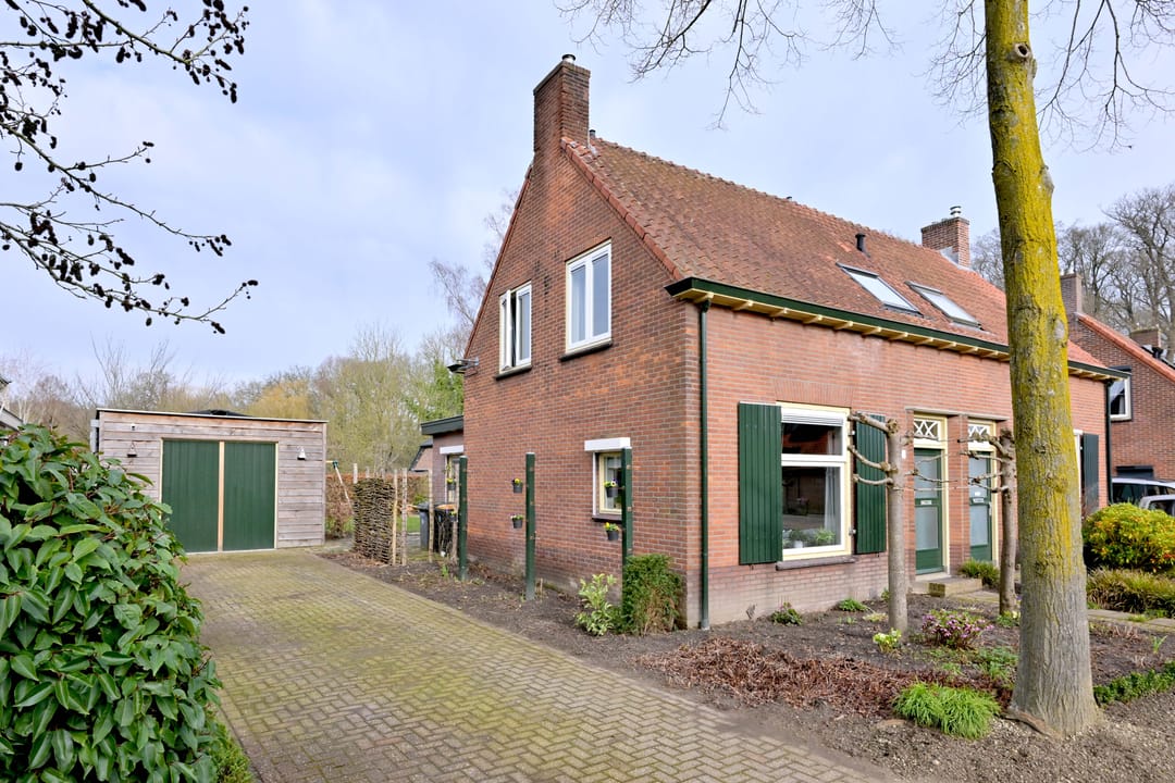 Photo 1 of Hoofdstraat 12