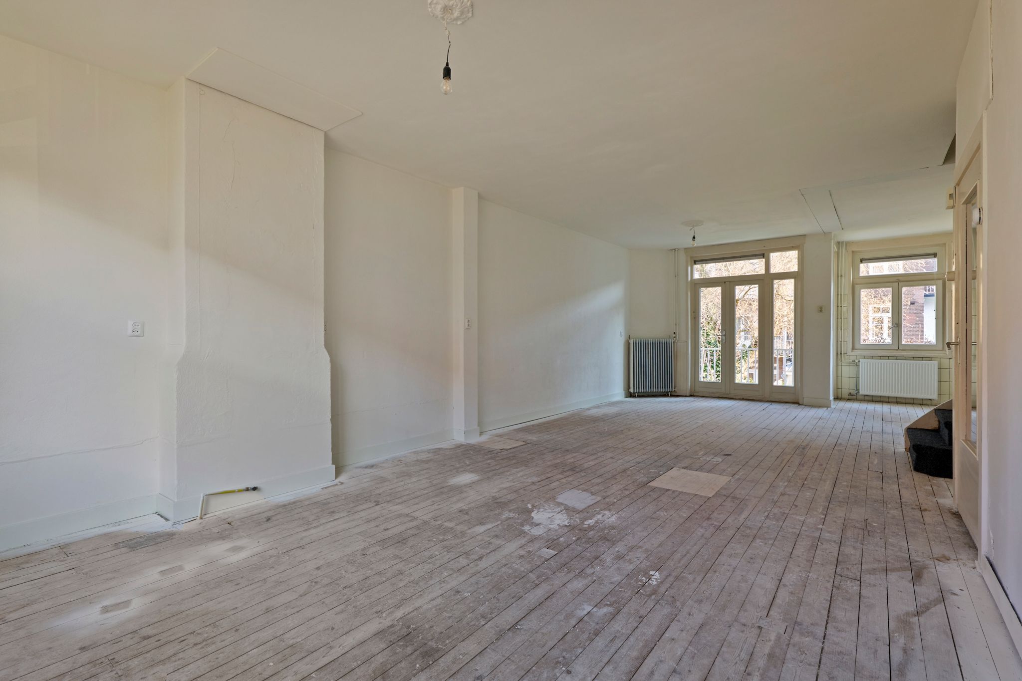 Photo 3 of Mariottestraat 10-1