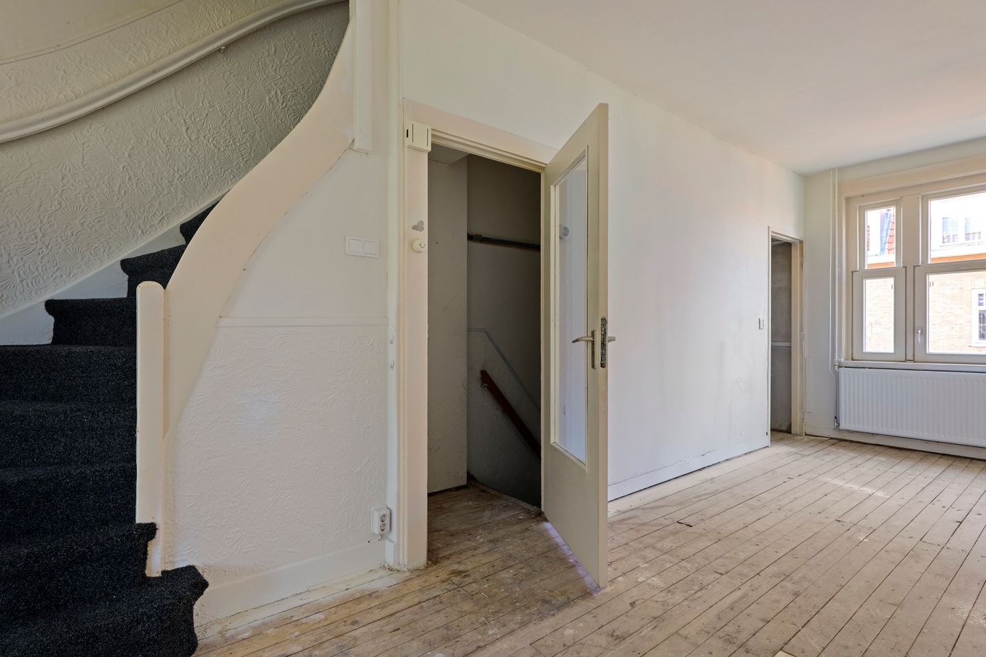 Photo 10 of Mariottestraat 10-1