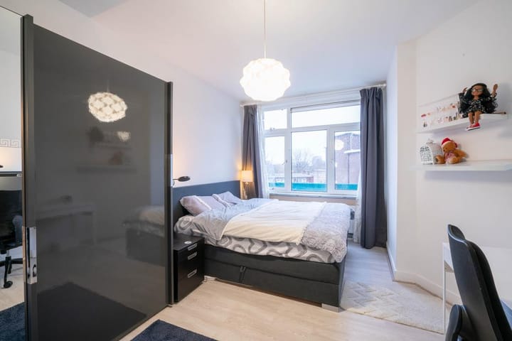 Photo 5 of Van Musschenbroekstraat 182