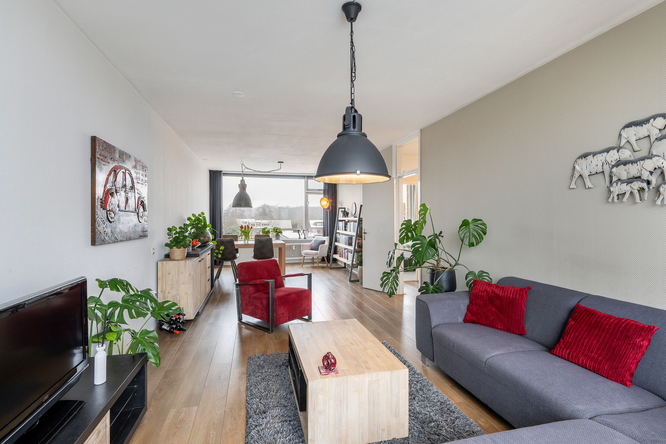 Foto 12 van Van Anrooystraat 417