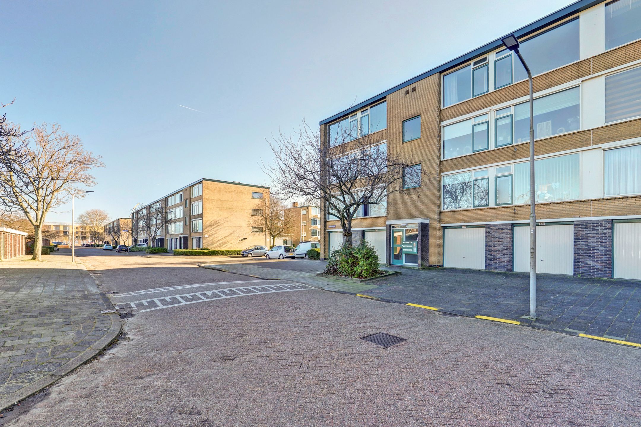 Foto 24 van Van Anrooystraat 417