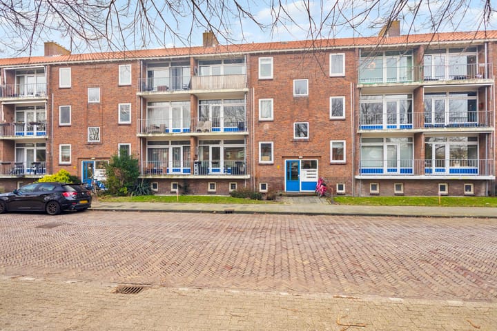 Photo 3 of H.A. Lorentzstraat 22