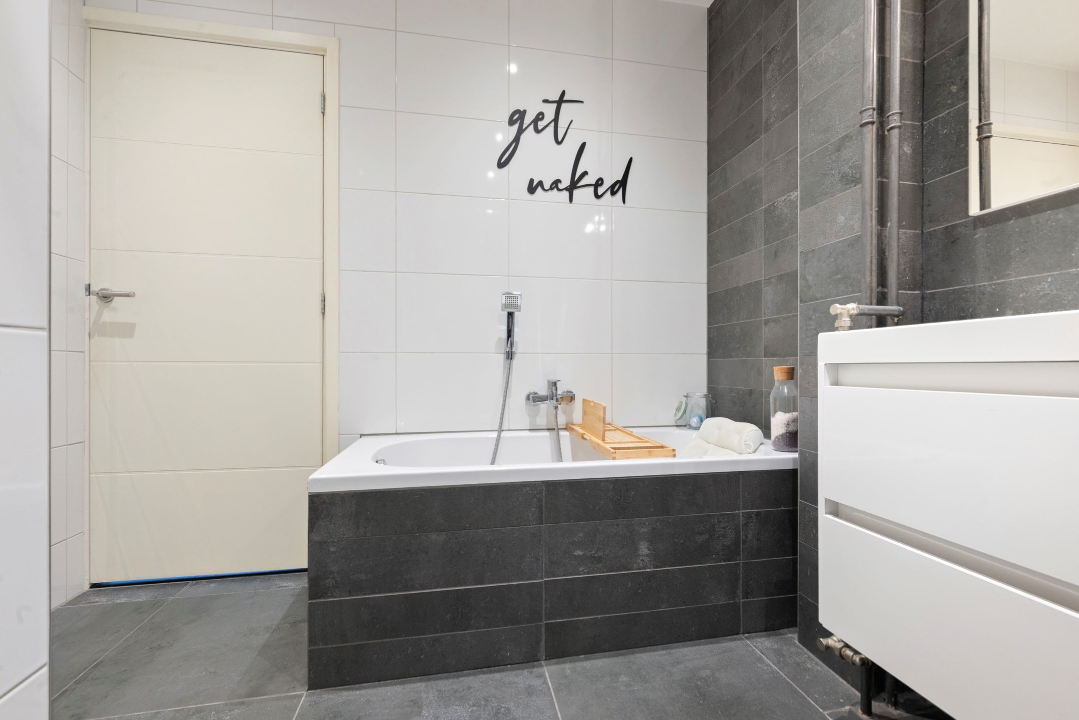 Photo 18 of Van Boshuizenstraat 177