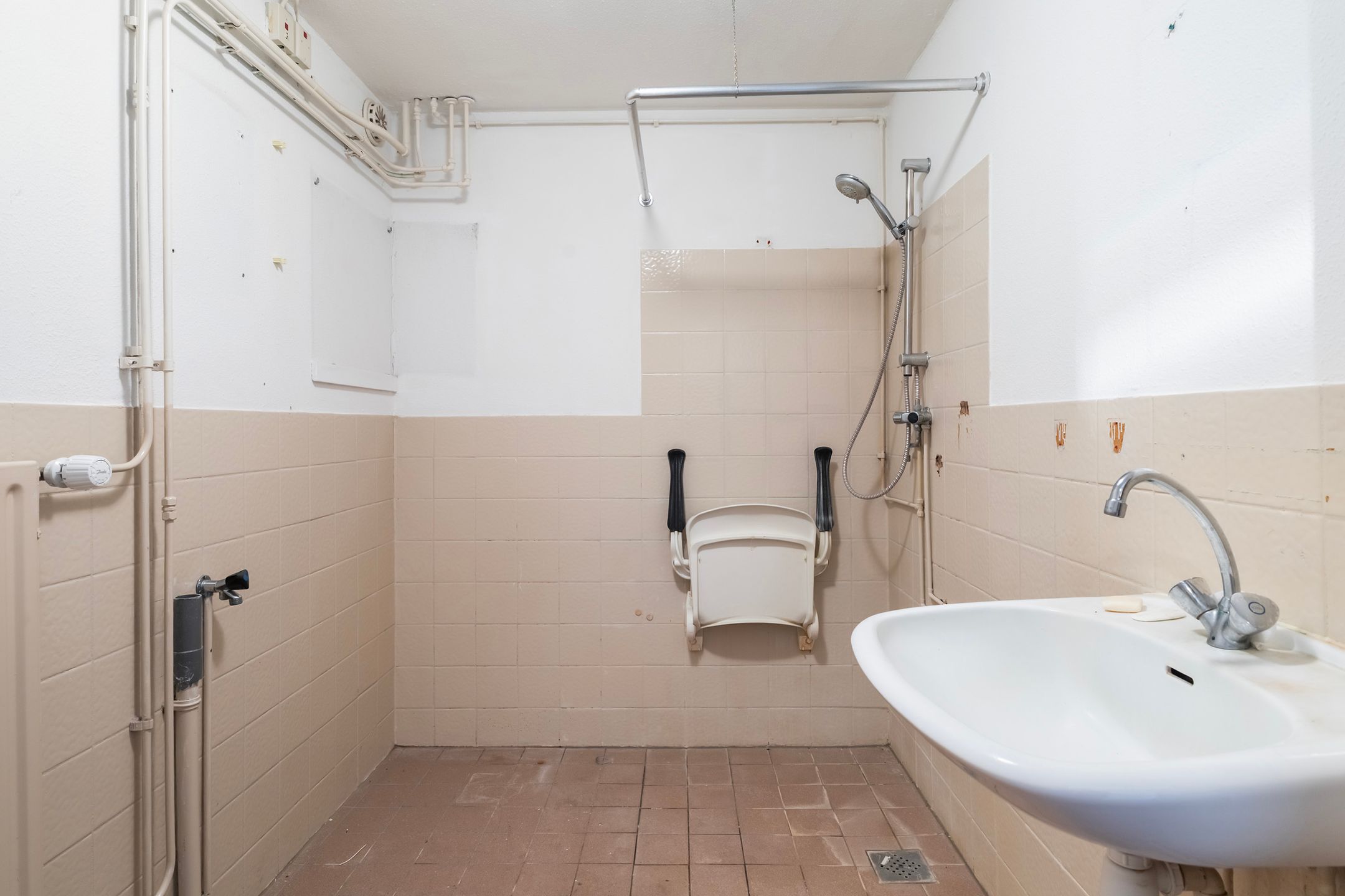 Foto 24 van Reinder Brolsmawei 2