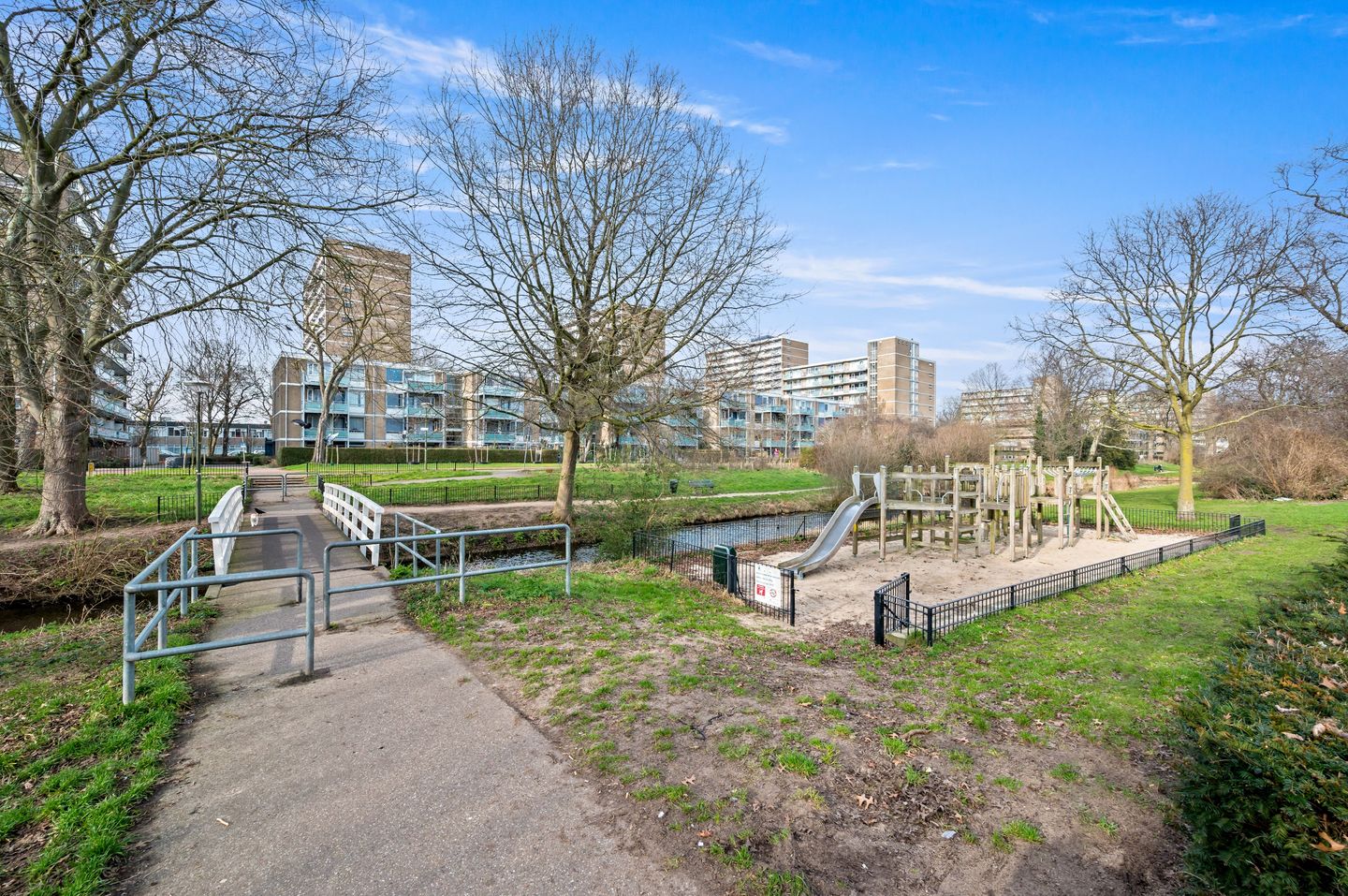 Foto 40 van Van Oosterwijk Bruynstraat 14