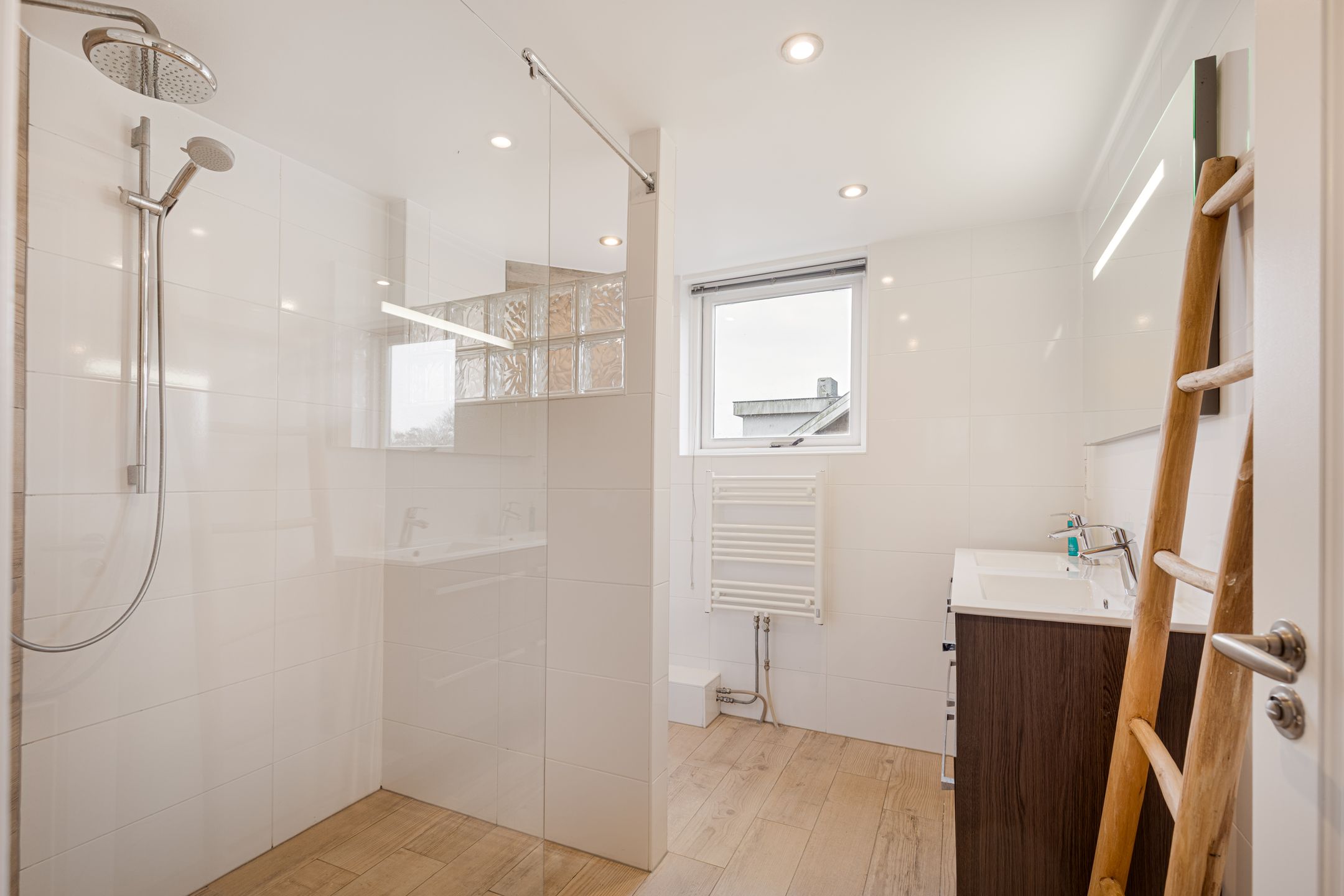 Foto 30 van Vijfhuizerweg 911