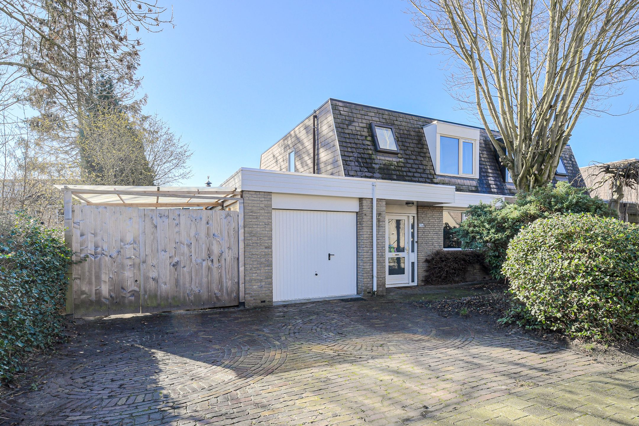 Foto 6 van Bertelsberg 136