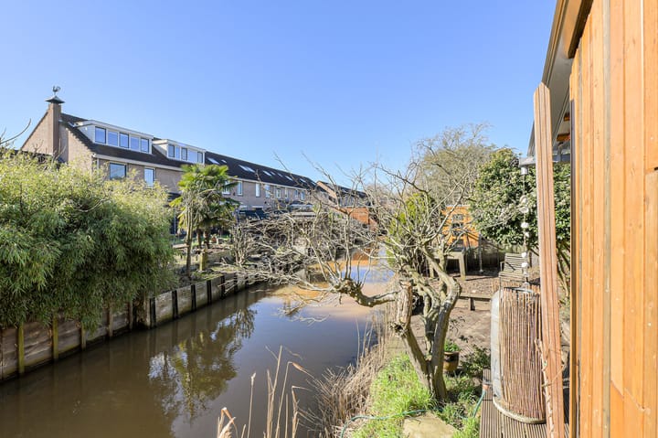 Foto 3 van Bertelsberg 136