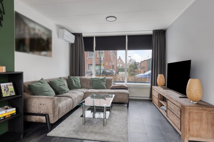 Photo 4 of Achterstraat 21