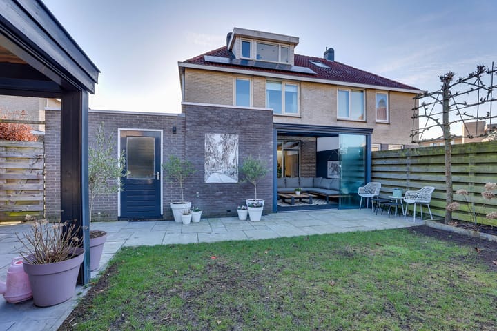 Foto 4 van Domela Nieuwenhuisstraat 42