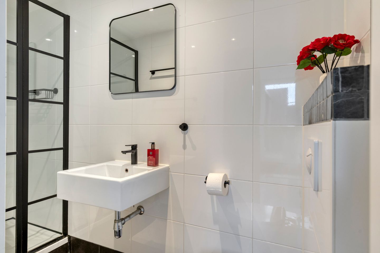 Photo 10 of Frederiklaan 106