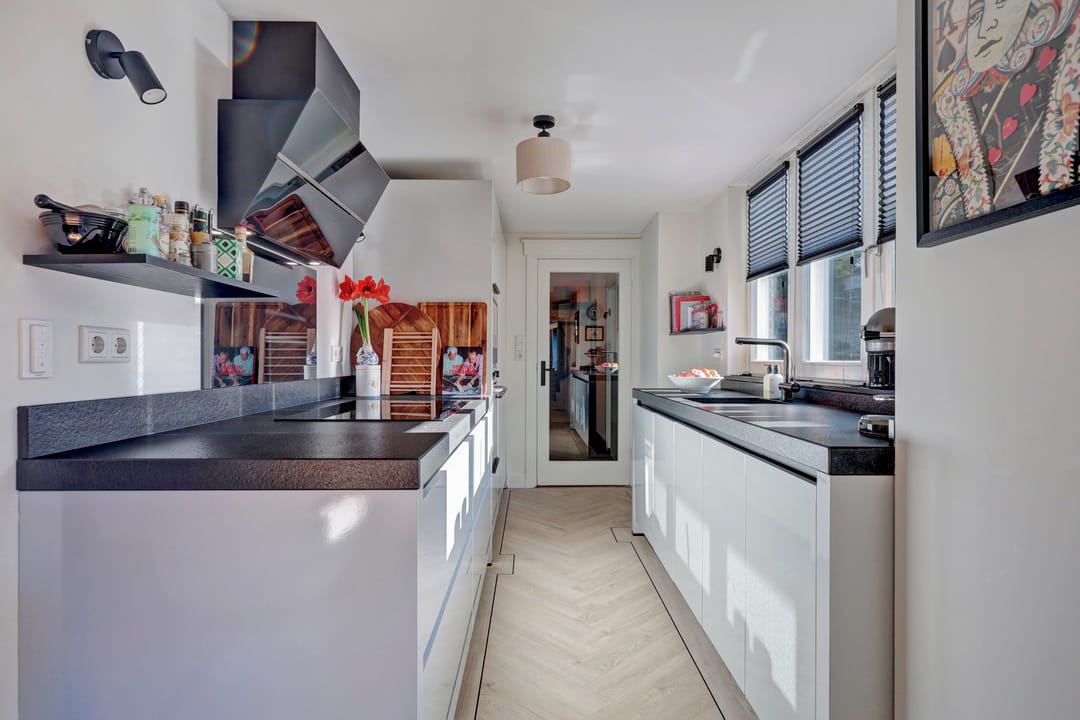 Photo 13 of J.P. Sweelinckstraat 44
